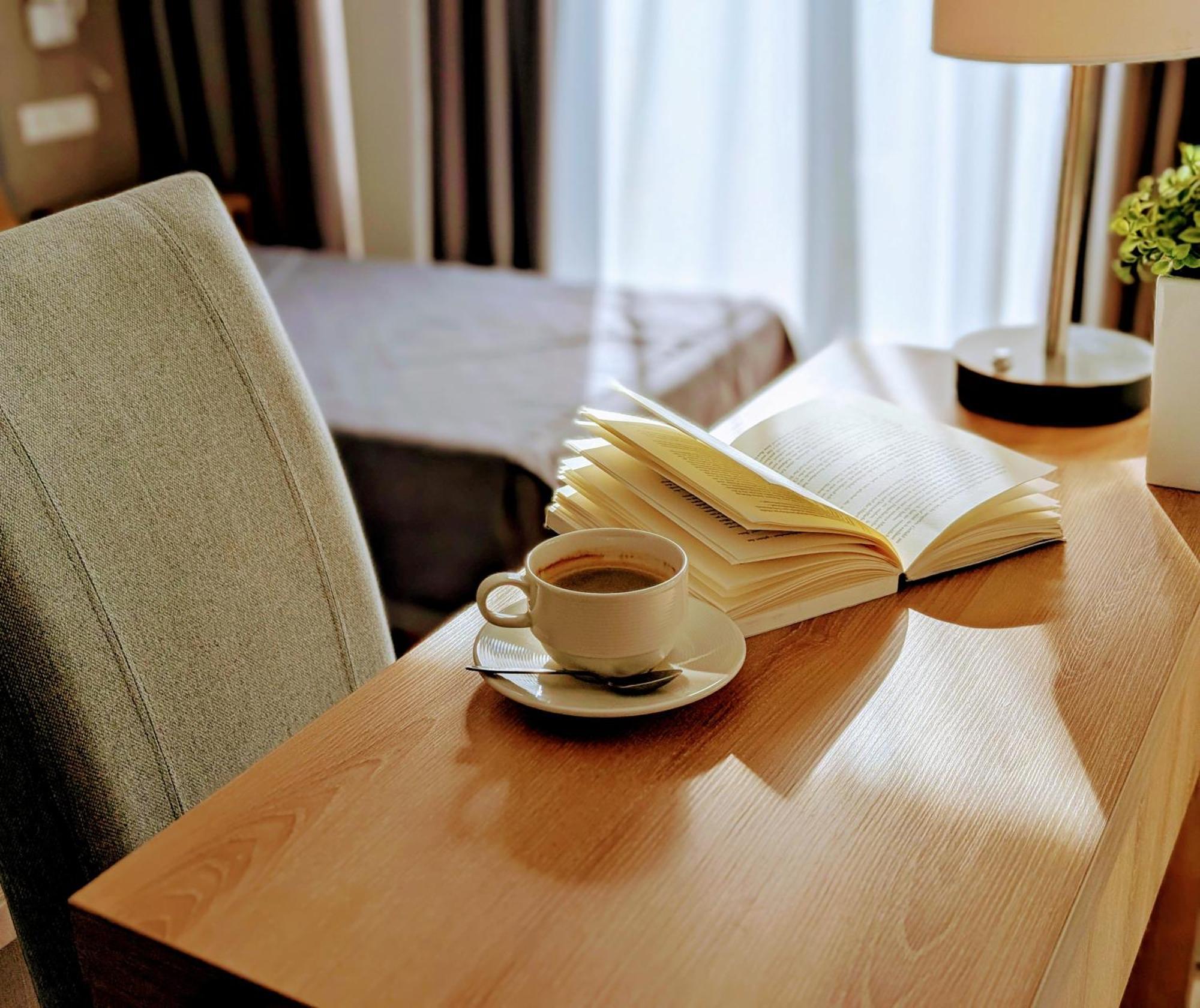 Hotel Arkadia Jelcz-Laskowice Extérieur photo